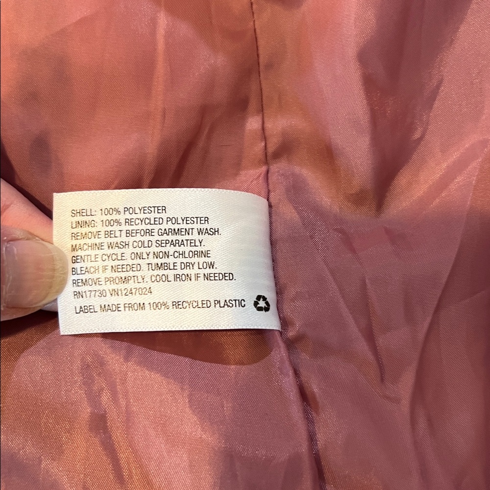 #22. Pink plaid jacket. 3x - Picture 10 of 14